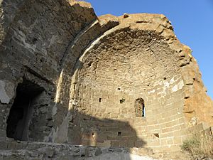 Archivo:Sant Pere de Madrona - Absis 02