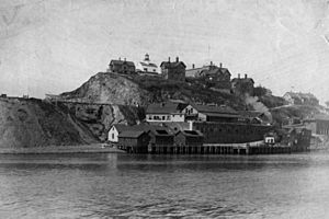 Archivo:AlcatrazIsland-1895