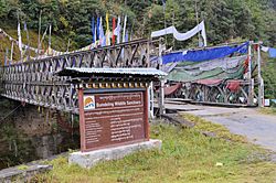 Archivo:Bridge to Bumdeling Sanctuary