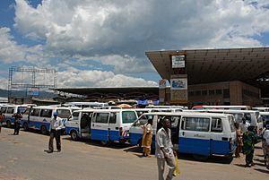 Archivo:Bujumbura - Flickr - Dave Proffer (4)