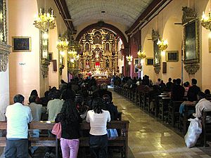 Archivo:Catedral de Huancavelica