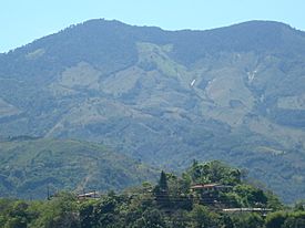 Cerro Caraigres. Costa Rica.JPG
