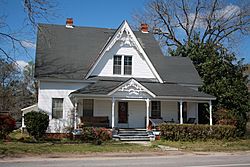 Coffeeville Alabama Victorian House.jpg