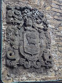 Archivo:Escudo de los Iñarra en el palacio de Aldatze