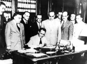 Archivo:Firma de la Autonomía de Punta Alta