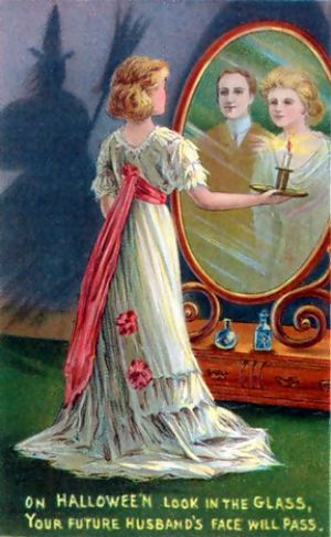 Archivo:Halloween-card-mirror-2