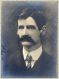 Archivo:Henry Lawson photograph 1902