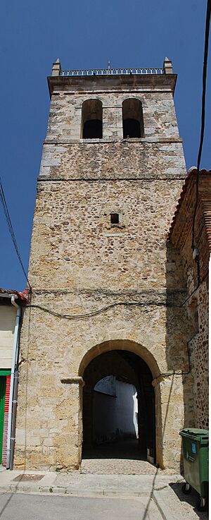 Archivo:Iglesia de Santiago Apóstol (Tabanera de Valdavia) - Saint James the Greater church (Tabanera de Valdavia) 01