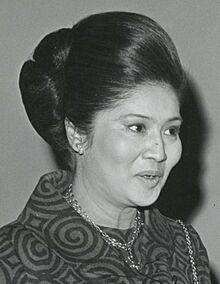 Imelda Marcos of the Philippines on January 18, 1973 (cropped).jpg