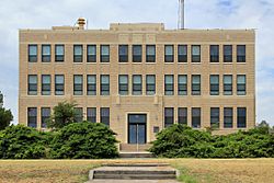Irion county courthouse 2014.jpg