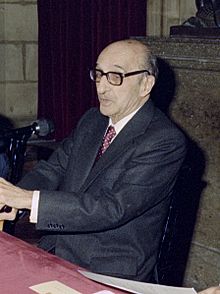 Joan Sardà i Dexeus (1988) (cropped).jpg