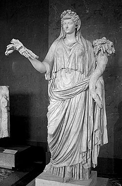 Archivo:Livia statue