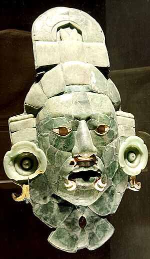 Archivo:Máscara maya de Jade Calakmul Museo de Arquitectura Maya Baluarte de la Soledad