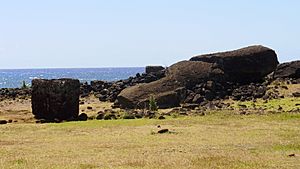 Archivo:Moai Paro 2
