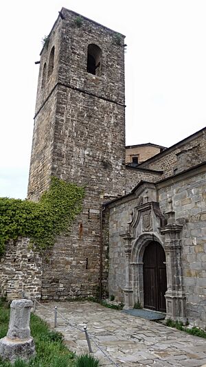 Archivo:Monasterio de San Victorián - Front view