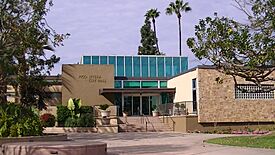 PicoRiveraCityHall.JPG