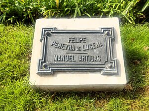 Archivo:Placa Pirámide de Mayo, Felipe Pereyra de Lucena y Manuel Artigas