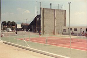 Archivo:Polideportivo Altura decada 1980