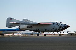 Archivo:SpaceShipOne Flight 15P photo Don Ramey Logan