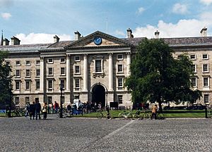 Archivo:Trinity College