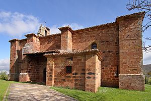 Archivo:Villamiel de la Sierra, Iglesia de San Pedro Ápostol, 04