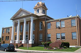 Wolfe County, Kentucky courthouse.jpg