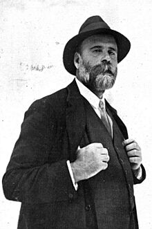 1925-04-18, La Esfera, Javier de Winthuysen (cropped).jpg