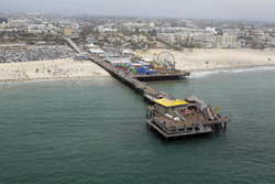 Aerial view of Santa Monica Pier, Santa Monica, California LCCN2013632670.tif