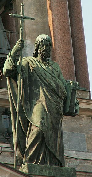 Archivo:Apostle Philip on St.Isaac cathedral (SPb)