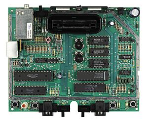 Archivo:Atari-7800-Motherboard-Top