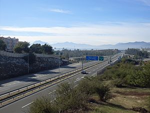Archivo:Autopista Troncal Sur, enlace calle Marga-Marga, Quilpué