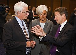 Archivo:Darling, Lagarde, Geithner (IMF 2009)