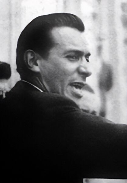 Dr-luis-alberto-costales-cazar