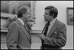 Archivo:Jimmy Carter with Senator Frank Church - NARA - 175897