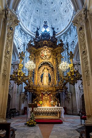 Archivo:Lugo Cathedral 2023 - Virgen Ojos