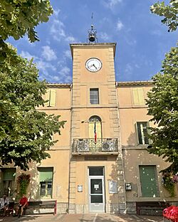 Mairie de Salles d'Aude ː façade.jpg