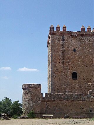 Nogales Castle Extremedura.jpg
