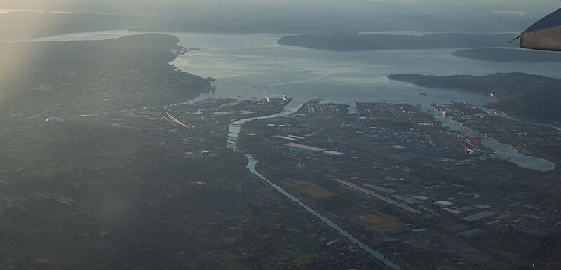 Northern Tacoma (10132928235)