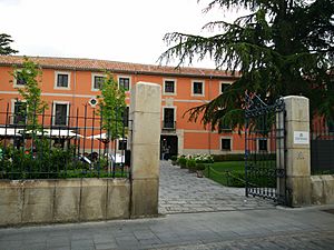 Archivo:Palacio Sofraga (Ávila)