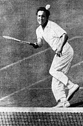 Archivo:Pancho Segura 1945