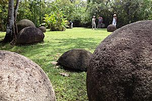Archivo:Parque de las Esferas de Costa Rica