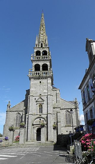 Plounéour-Trez (29) Église 01.jpg