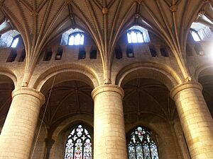 Archivo:Tewkesbury abbey 11