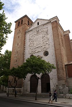 Archivo:Valladolid - Iglesia de La Magdalena