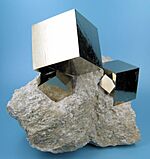 Archivo:2780M-pyrite1