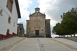 Basílica de Nuestra Señora de Mendigaña - Azcona (Navarra).jpg