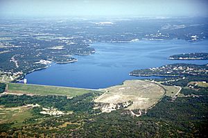 Archivo:Belton lake