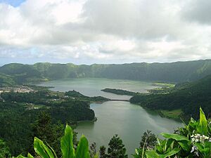 Archivo:Caldeira das Sete Cidades (Portugal)