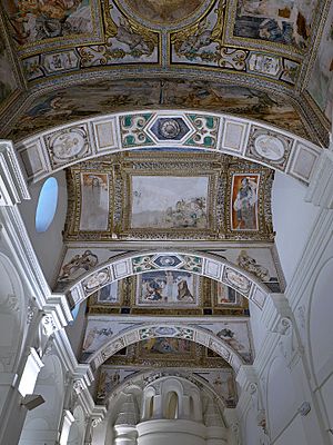 Archivo:Capilla de Ntra. Señora de los Ángeles, frescos. Guadalajara