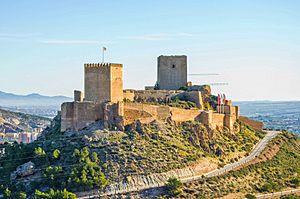 Archivo:Castillo de Lorca1